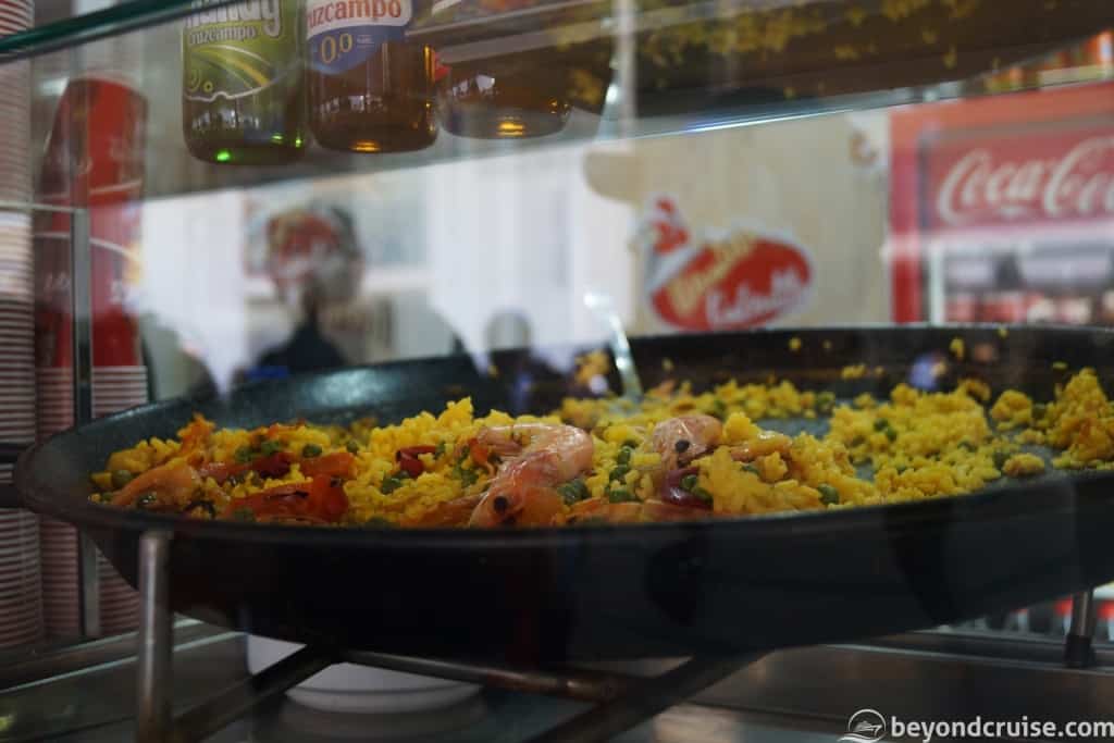 Cadiz food market - paella