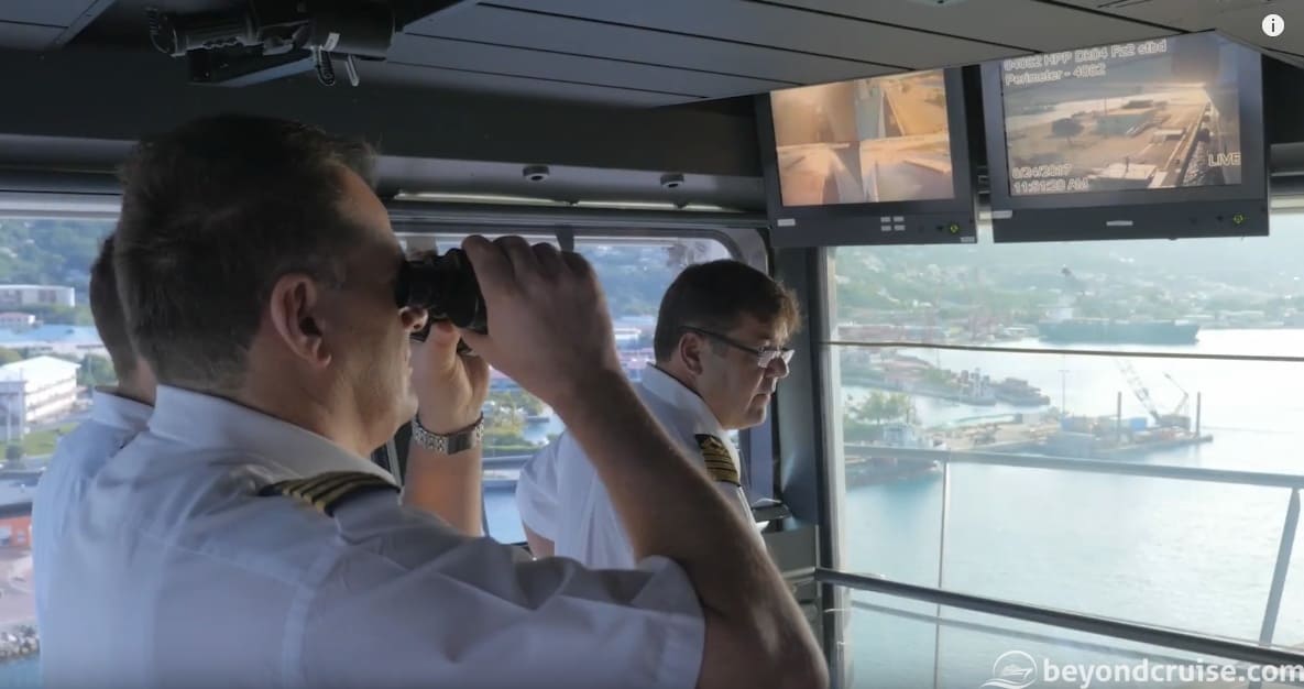 How a cruise ship navigates a narrow port