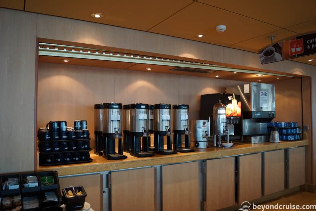 MSC Magnifica Buffet – tea, coffee, juice