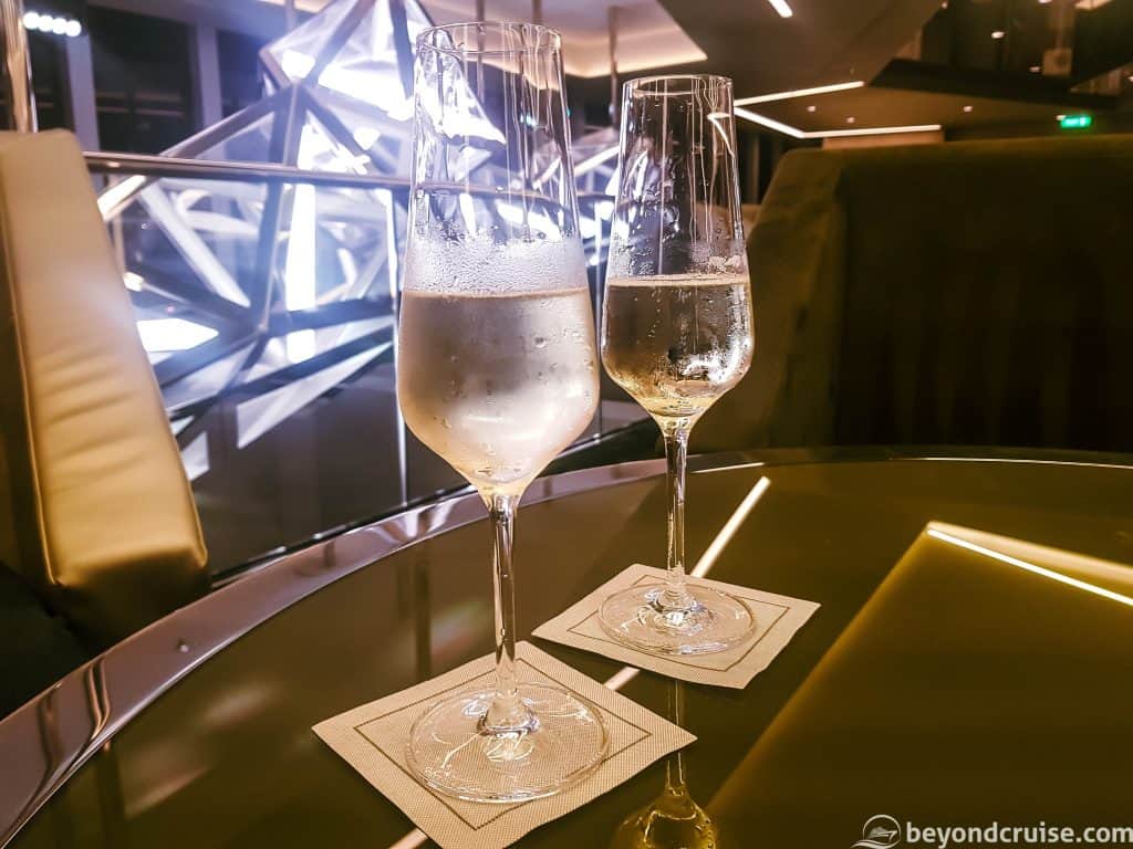 MSC Meraviglia - Champagne Bar - Laurent Perrier champagne