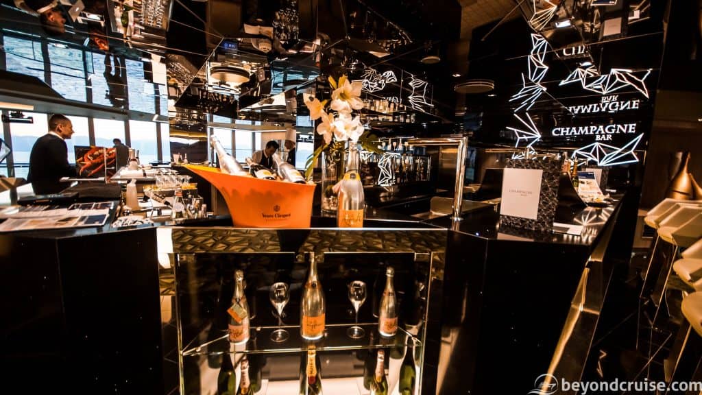 MSC Meraviglia Champagne Bar