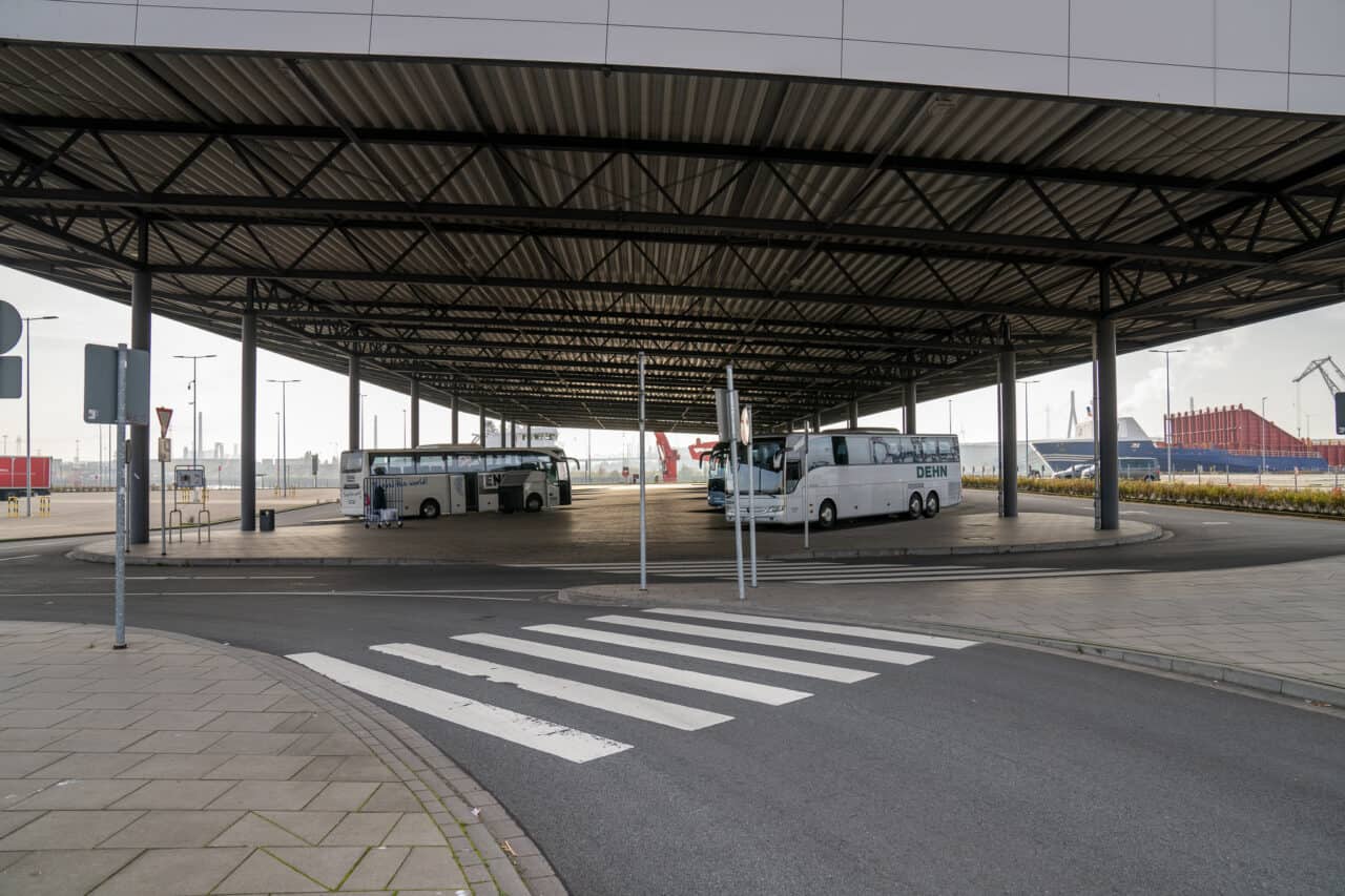Hamburg - Shuttle Bus drop off