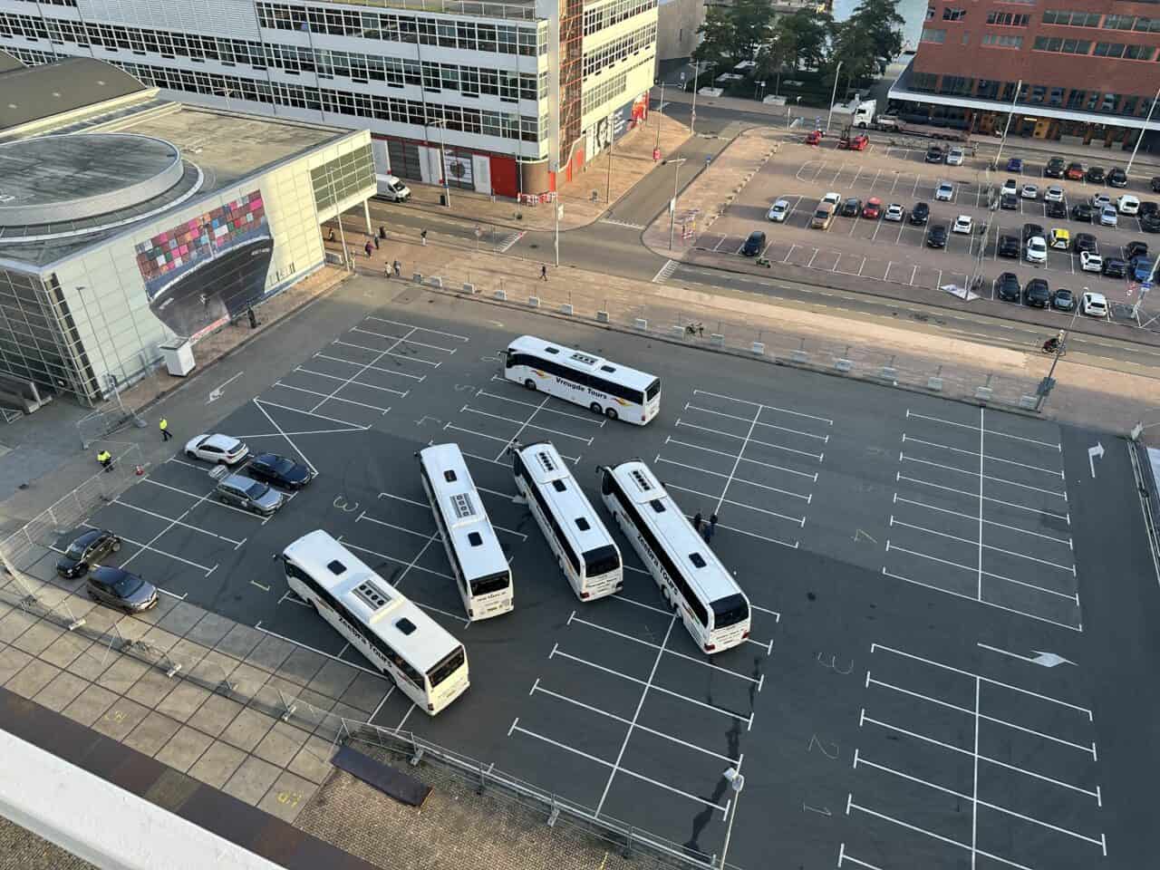 Rotterdam tour bus drop-off