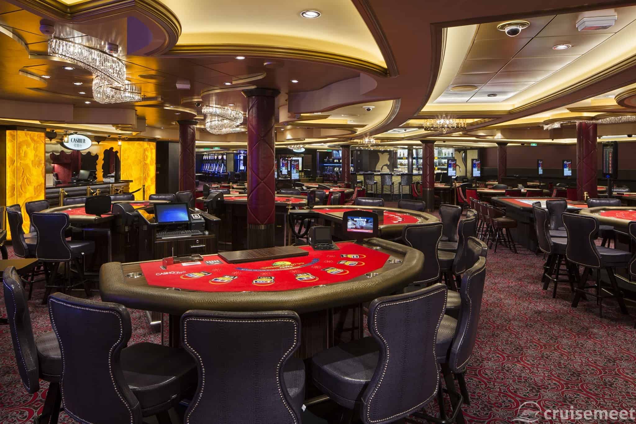 Ovation of the Seas - Casino Royale