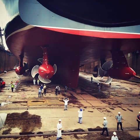 Queen Mary 2 in dry-dock, Hamburg